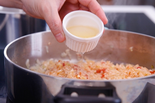 Canh chả cá nóng hổi kiểu Hàn cho ngày mưa lạnh