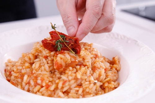 Canh chả cá nóng hổi kiểu Hàn cho ngày mưa lạnh