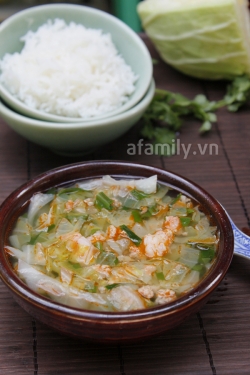 Canh chua bắp cải - lạ miệng ngon cơm