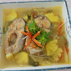 Cách làm canh chua cá ba sa