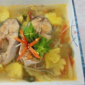 Cách làm canh chua cá ba sa