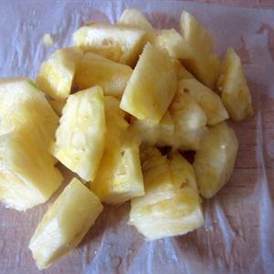 Cách làm canh chua cá hồi