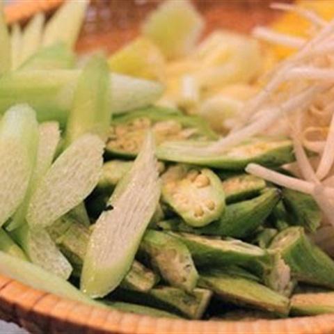 Cách nấu canh chua cá lóc Nam bộ