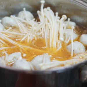 Cách làm canh chua cá viên