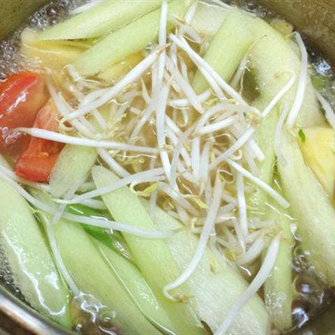 Cách làm canh chua mực