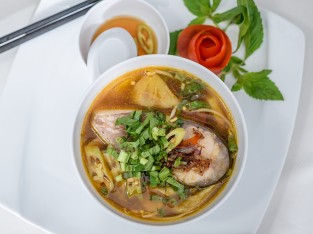Canh chua Nam Bộ