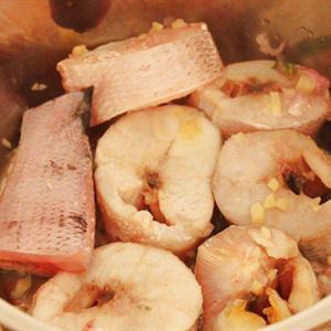 Cách làm canh chua nấu cá lóc