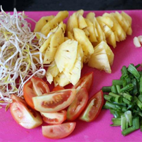 Cách làm canh chua tôm nấu thơm