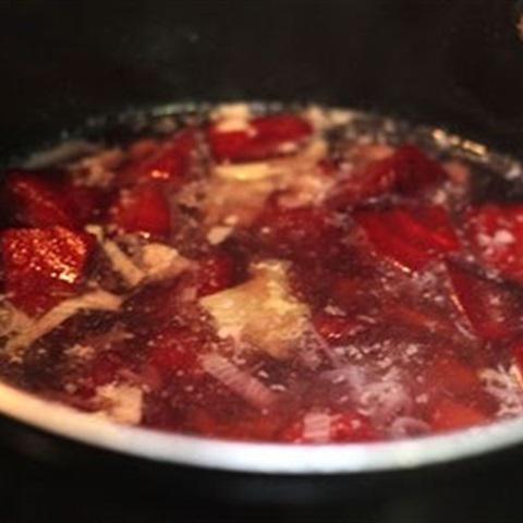 Cách làm canh củ dền