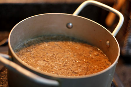 Canh cua rau đay mồng tơi và mướp