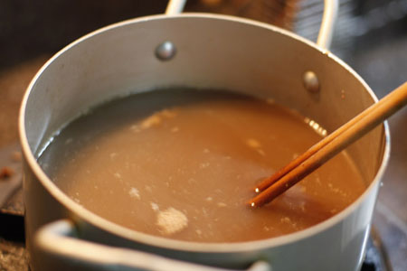 Canh cua rau đay mồng tơi và mướp