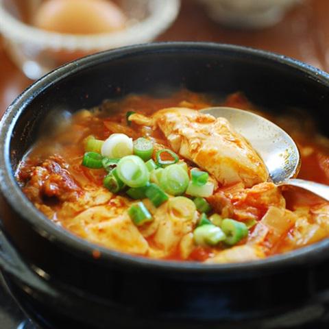 Cách làm canh đậu hũ kim chi