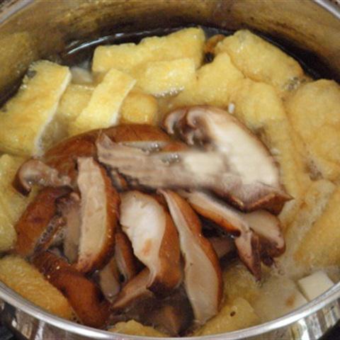 Cách làm canh đậu hũ nấu nấm