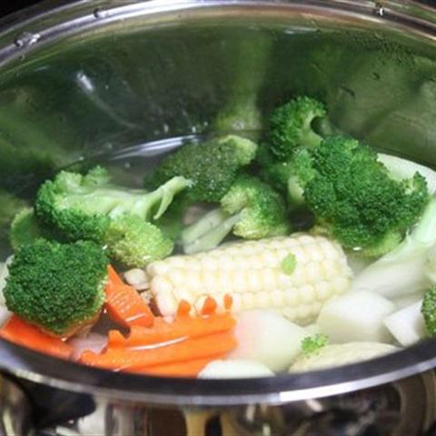 Cách làm canh đậu hũ nấu rau củ