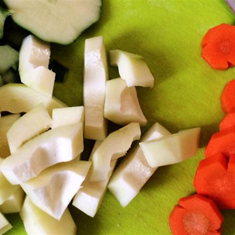 Cách làm canh đu đủ thịt gà