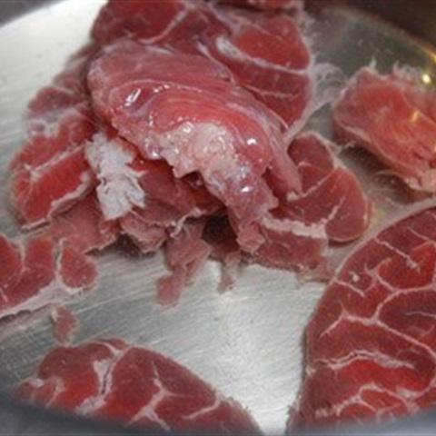 Cách làm canh dưa cải chua và thịt bò