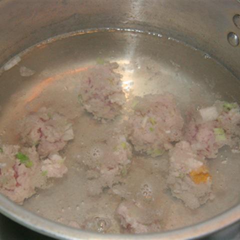 Cách làm canh dưa leo thịt bằm