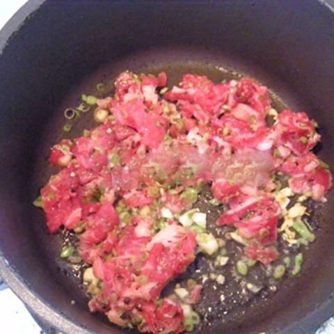 Cách làm canh dưa leo thịt bò