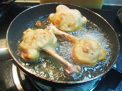 Cánh gà bao bột chiên giòn