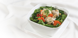 Canh gà cải bó xôi