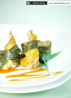 Cánh gà chiên lá dứa