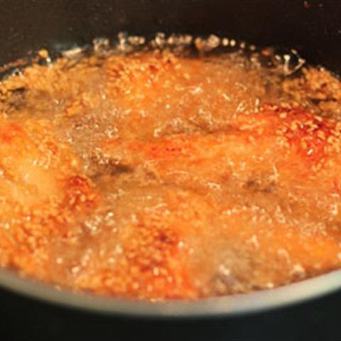 Cách làm cánh gà chiên mè