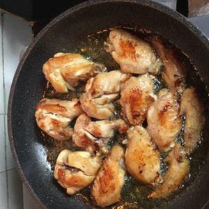 Cách làm cánh gà chiên sốt nước mắm