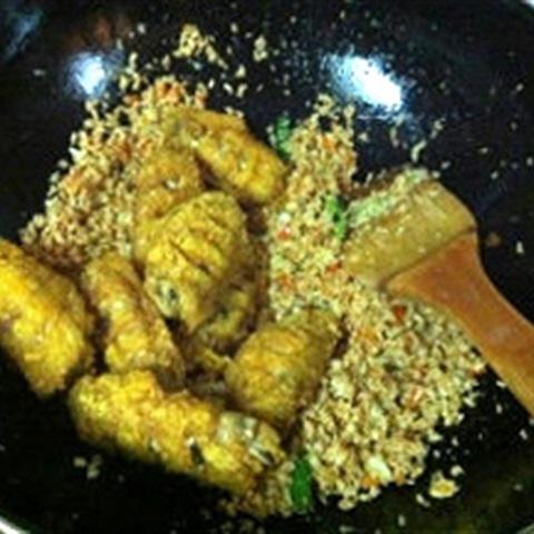 Cách làm cánh gà chiên tỏi băm