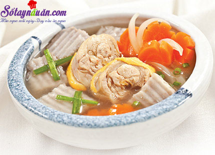 Canh gà hầm khoai môn ngon khó cưỡng