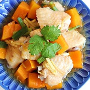 Cách làm cánh gà hấp bí đỏ