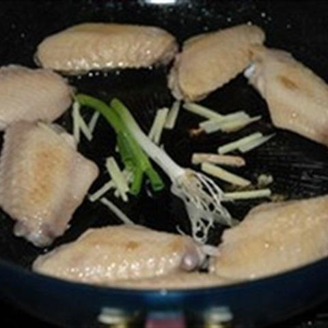 Cách làm cánh gà kho Coca