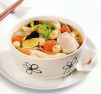 Canh gà mộc nhĩ trắng