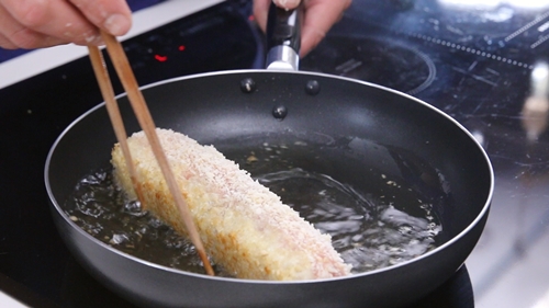 Canh gà nấm bơ ngon điên đảo cho ngày mát mẻ