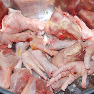 Cách làm canh gà nấu lá giang