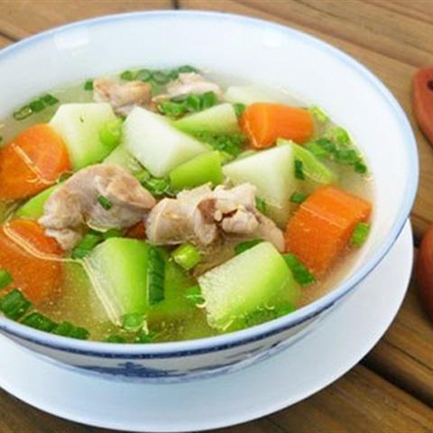 Cách làm canh gà nấu su su