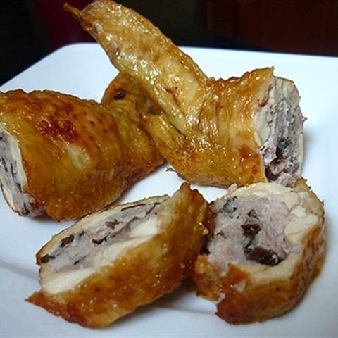 Cách làm cánh gà nhồi thịt chiên giòn