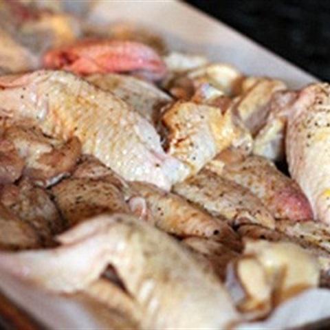 Cách làm cánh gà nướng đậu phộng