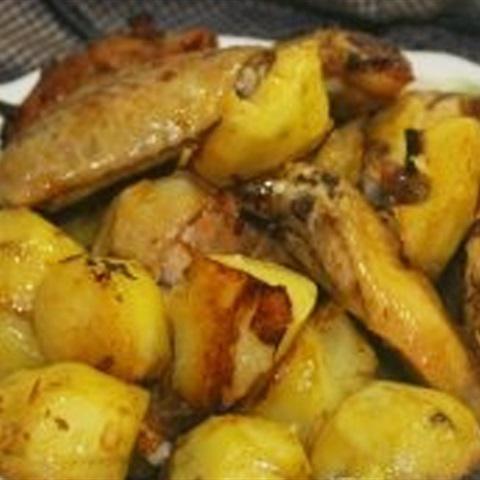 Cách làm cánh gà nướng khoai tây