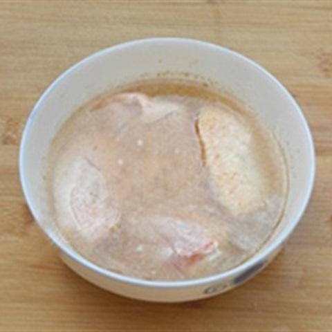 Cách làm cánh gà nướng lò vi sóng