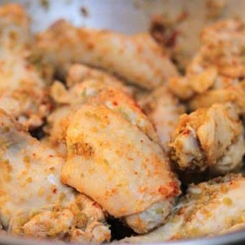 Cách làm cánh gà nướng sả ớt
