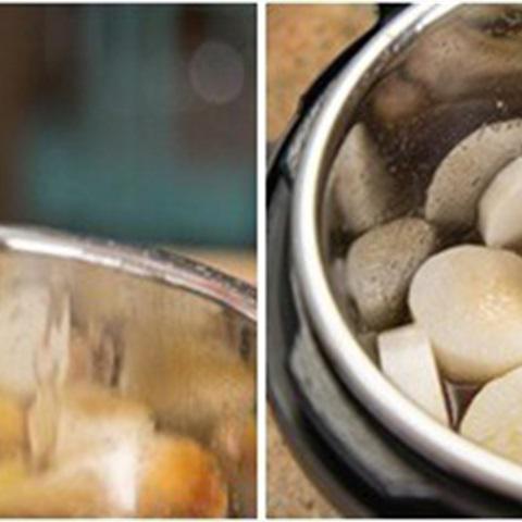 Cách làm cánh gà om củ cải