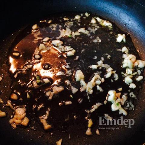 Cách làm cánh gà rán nước mắm mặn