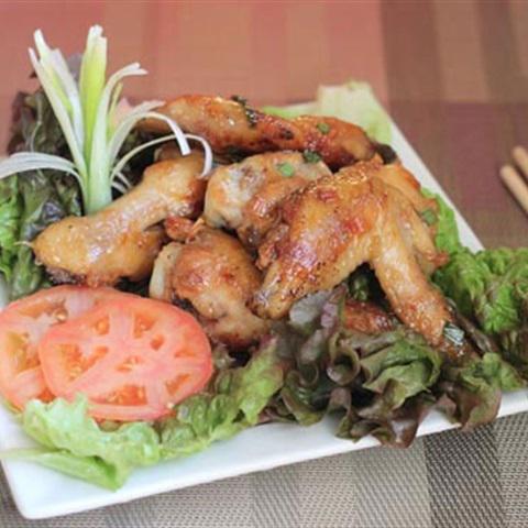 Cách làm cánh gà rang bơ tỏi