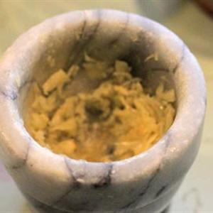 Cách làm cánh gà rang bơ tỏi