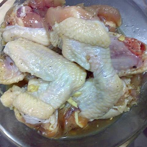 Cách làm cánh gà rang me