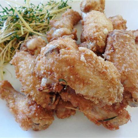 Cách làm cánh gà rang muối