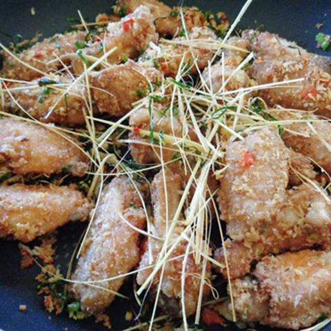 Cách làm cánh gà rang muối