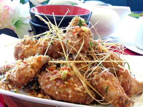 Cánh gà rang muối