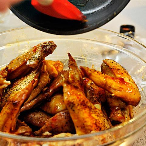 Cách làm cánh gà sốt chanh
