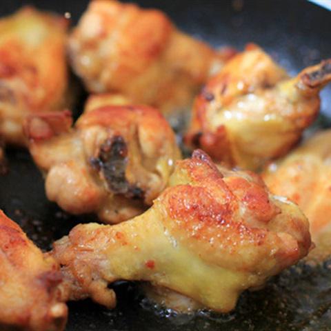 Cách làm cánh gà sốt mơ gừng